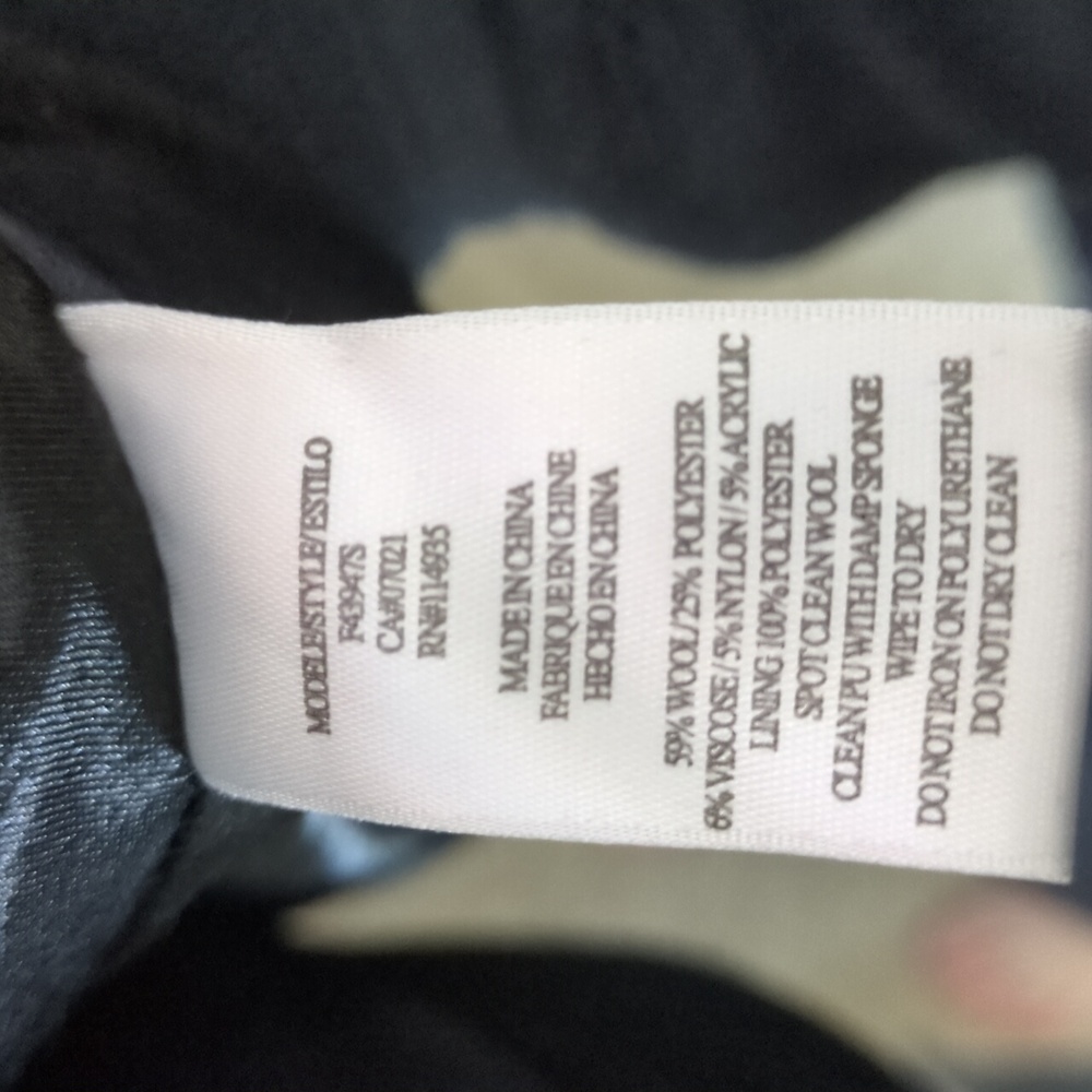 Women's coat - Picture 5 of 5